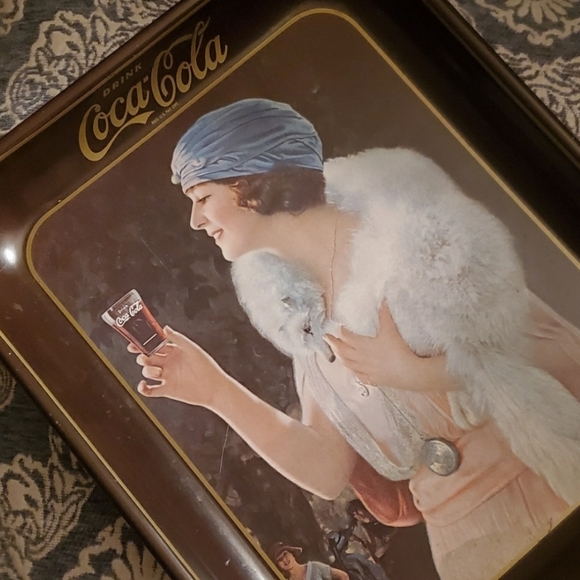Vintage Coca Cola Metal Flapper Girl Serving Tray - Picture 10 of 12